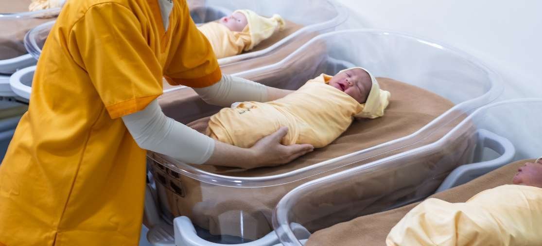 Suasana perawatan ibu dan bayi di BHUMI